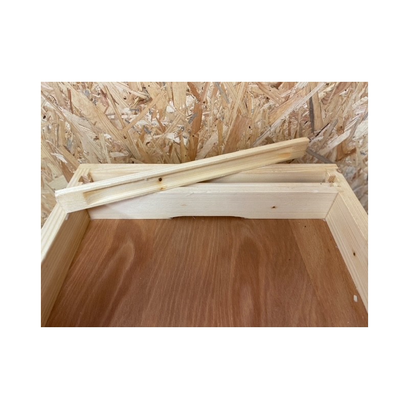 Nourrisseur Dadant 10 bois paraffiné 7 litres 500*430*70mm